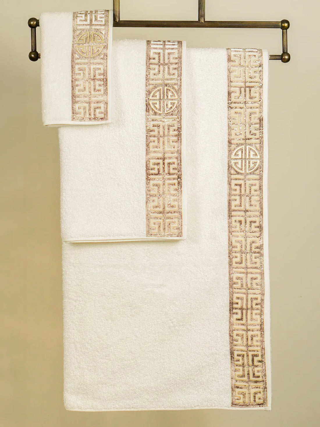 Hera Towel Set
