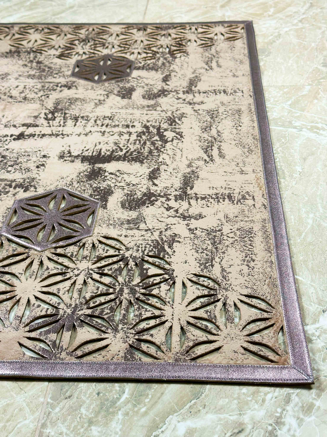 Elis Rug