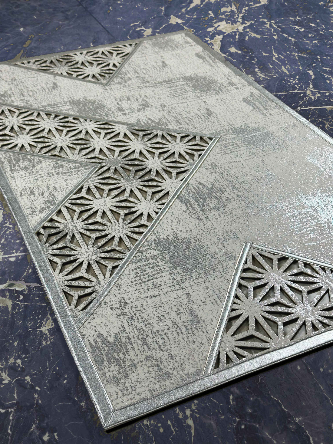 Yildiz Rug