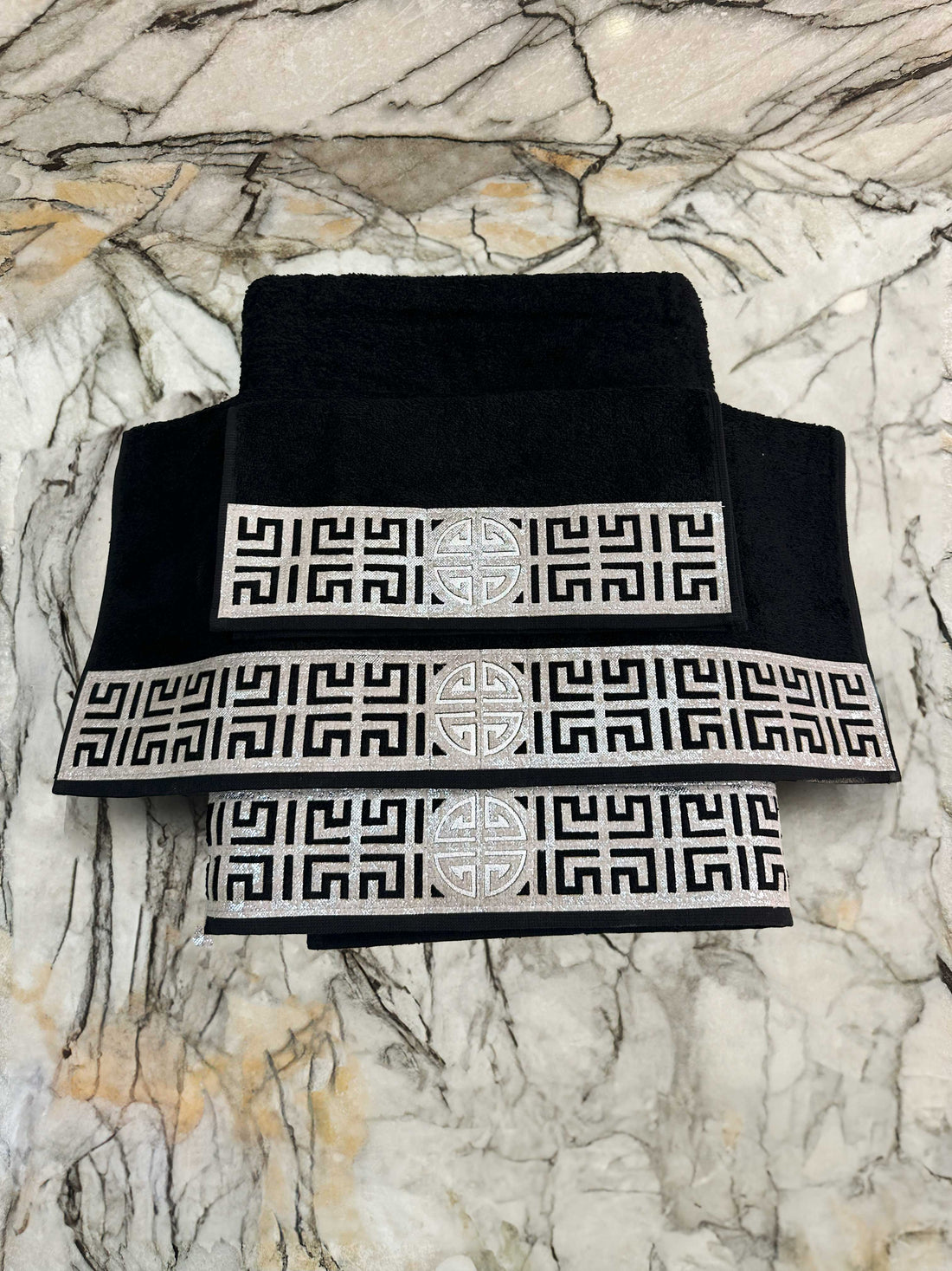 Hera Towel Set