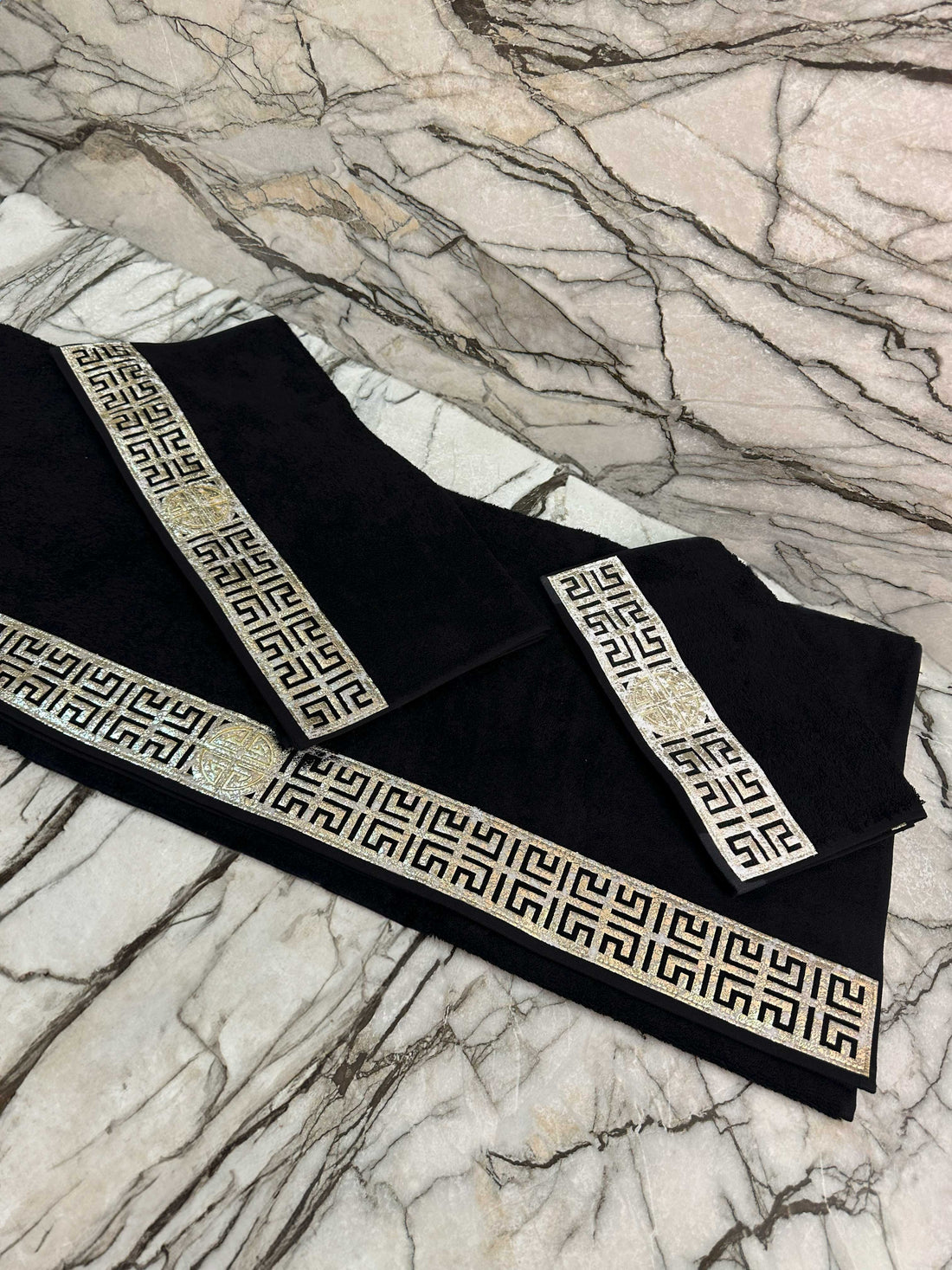 Hera Towel Set