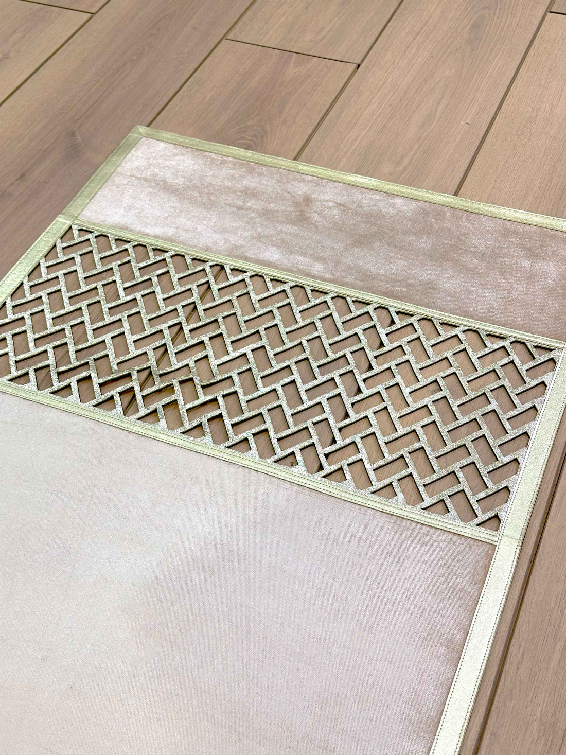 Tilbe Rug