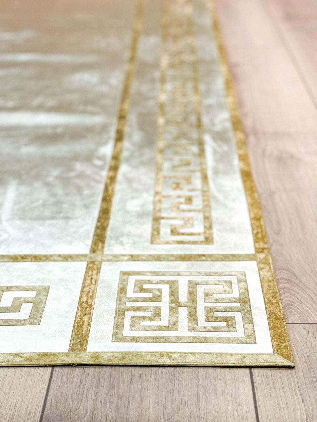 Anka Rug