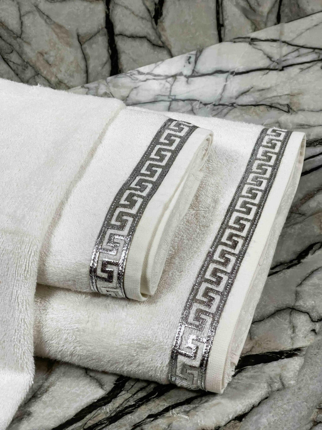 Anka Towel Set