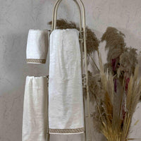 Anka Towel Set