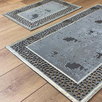 Esin Rug