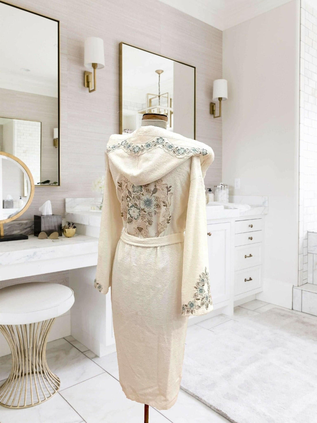 Gelin Bathrobe