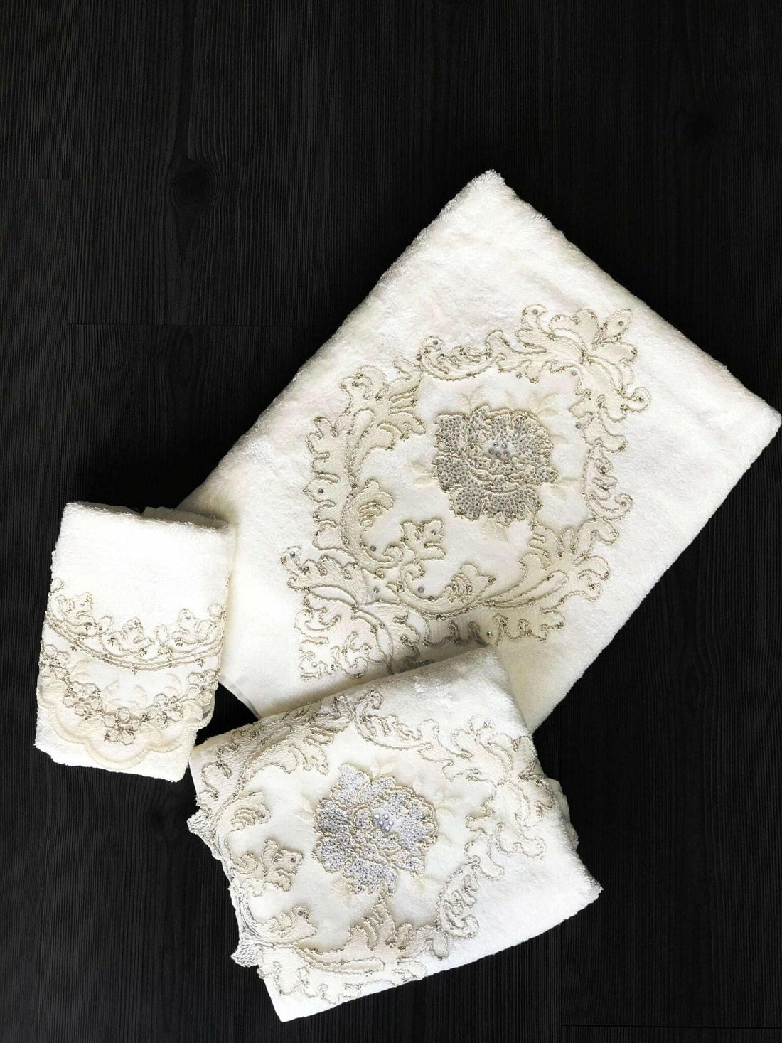 Gul Towel Set