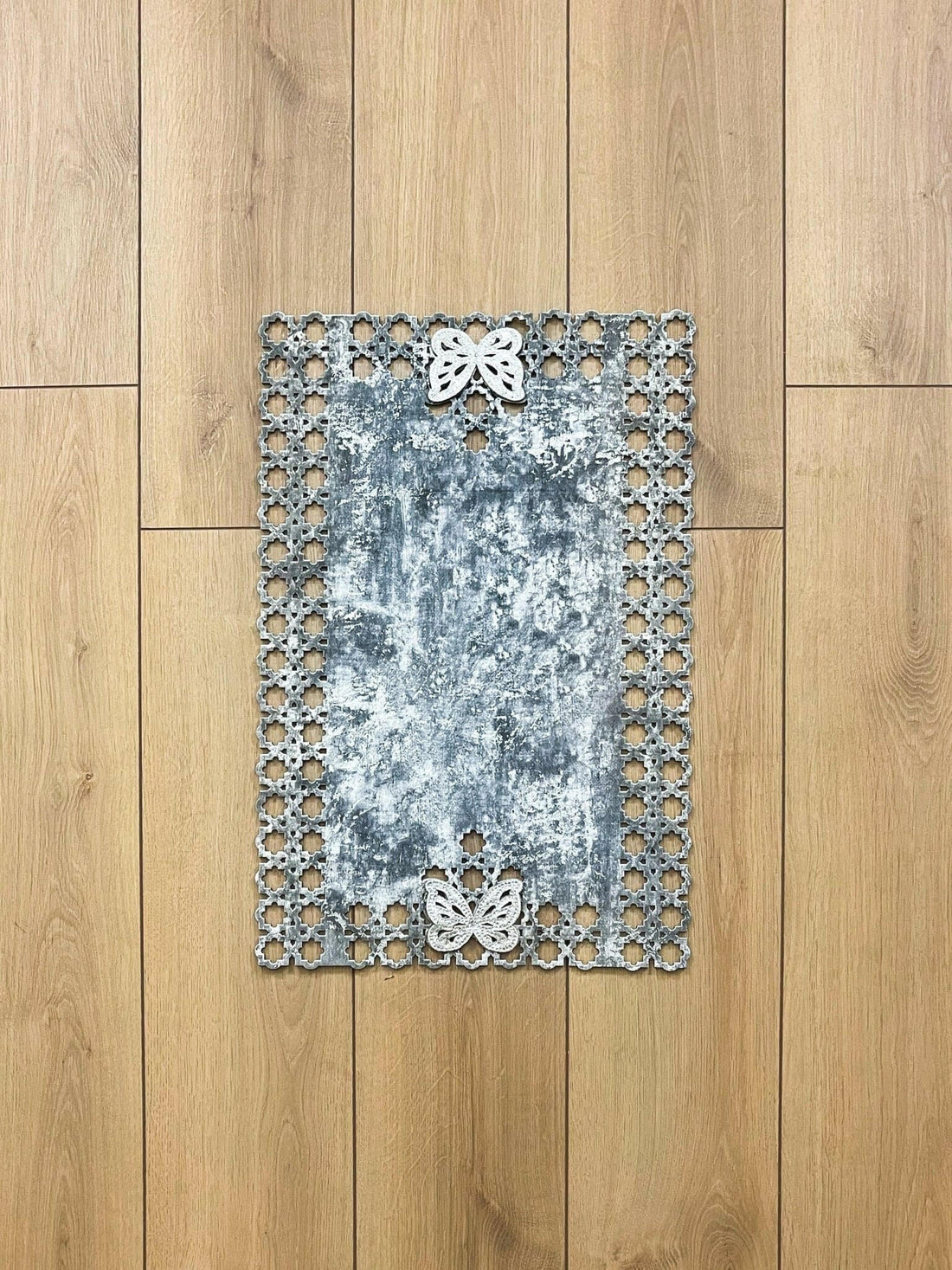 Kelebek Rug