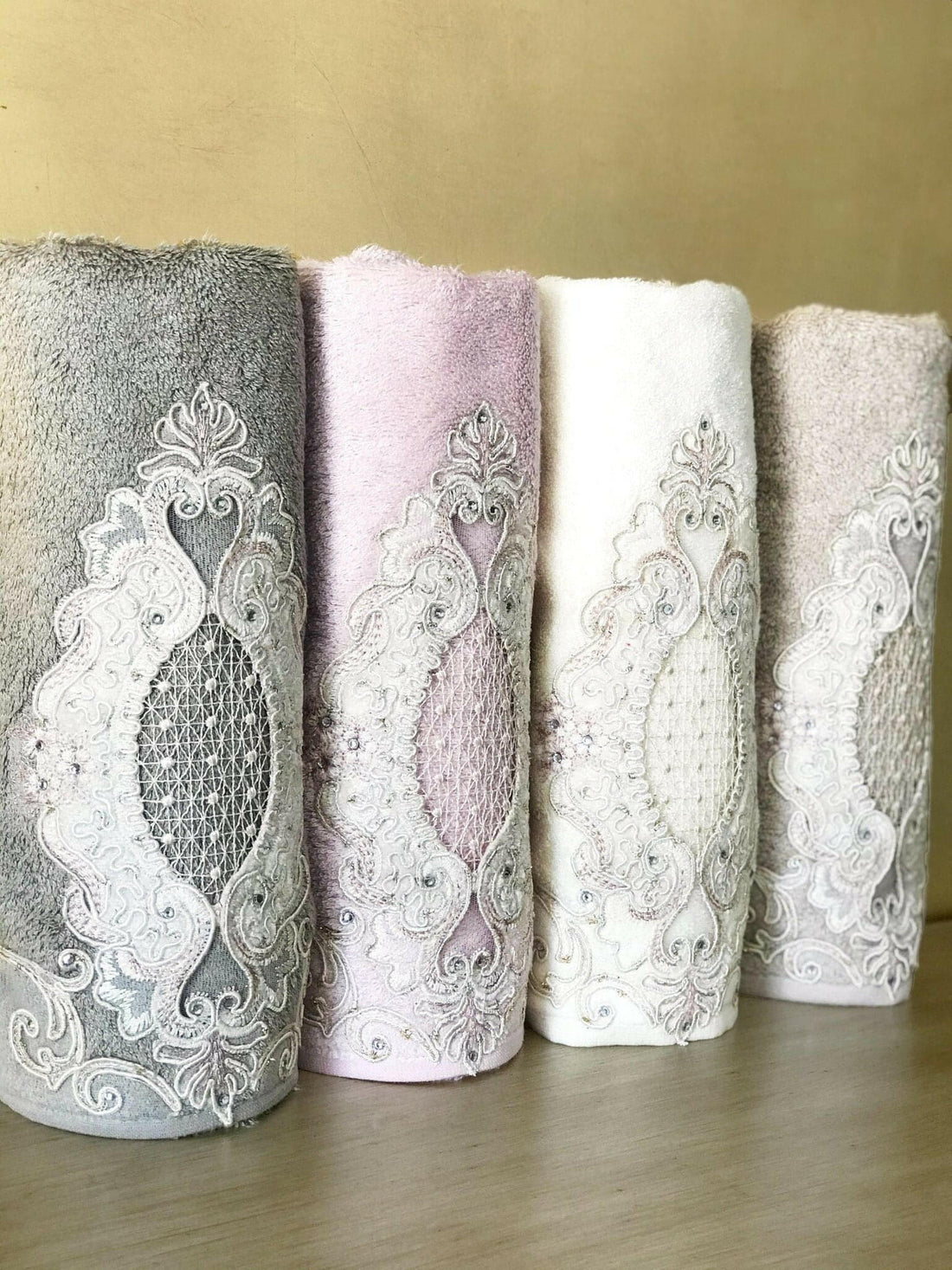 Meral Towel Color Set