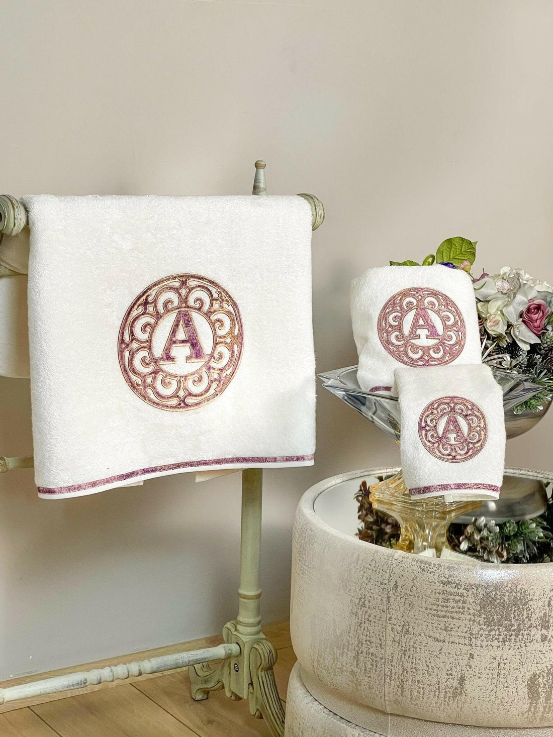 Personalized Initial Lyra Towel Set