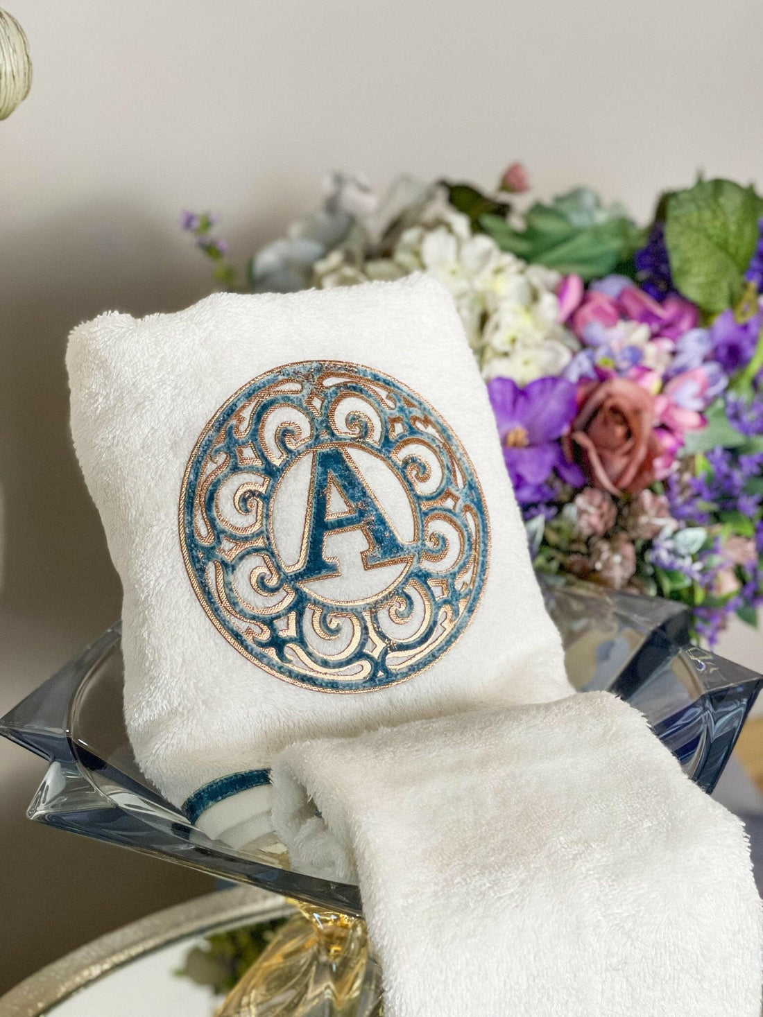Personalized Initial Lyra Towel Set