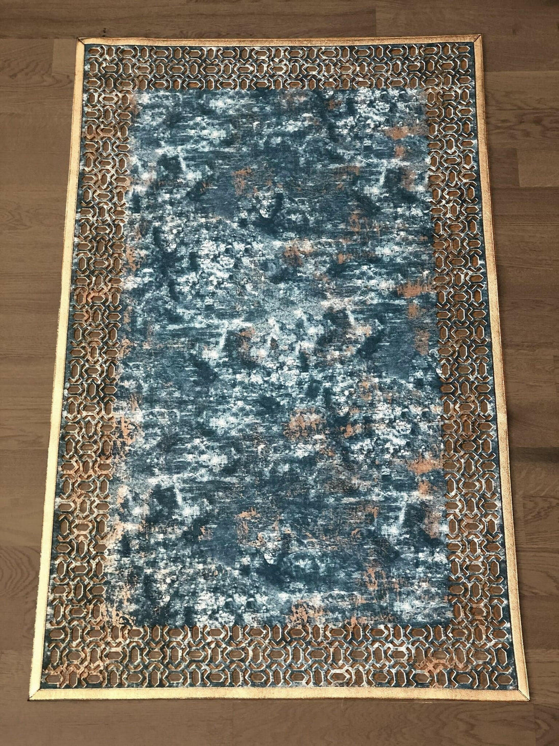 Petek Rug