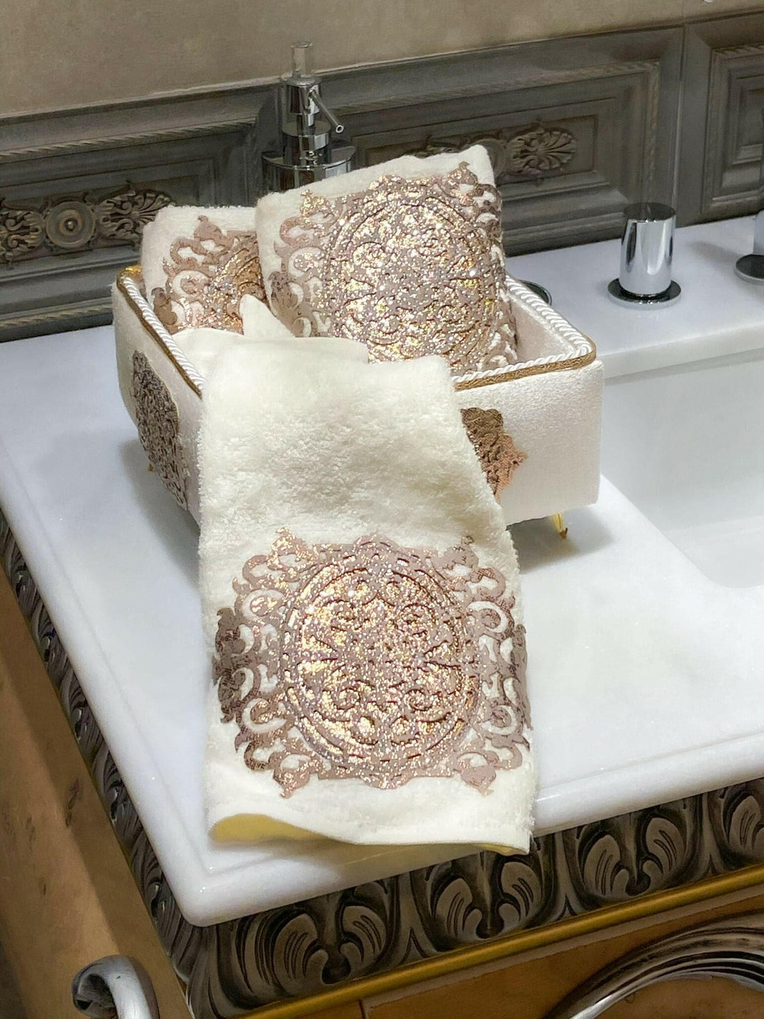 Ruya Towel Box Set