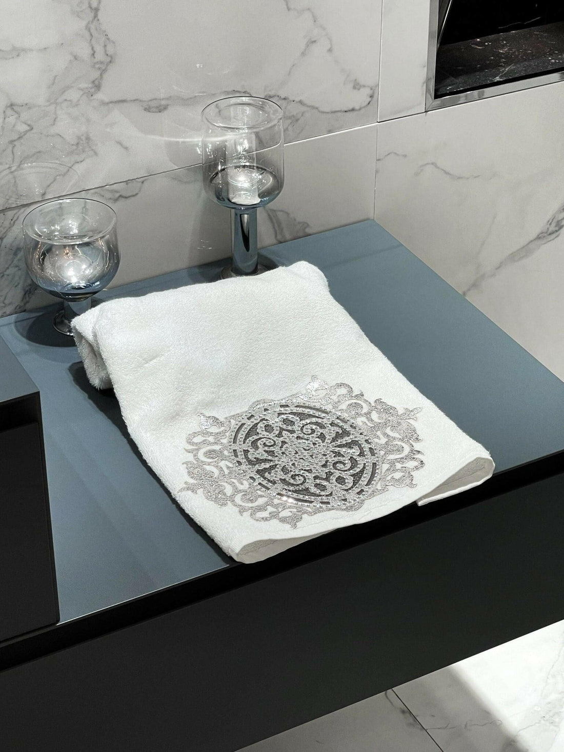 Ruya Towel Set